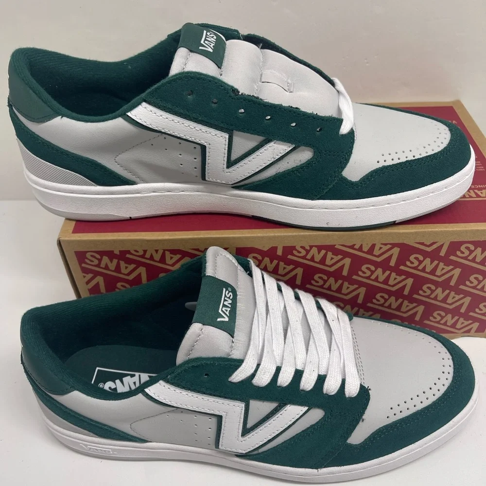 Vans Green White Men's Lowland 2.0
Tri-Tone Green/Grey
VN000D6RZOX Sneakers - Picture 2 of 16